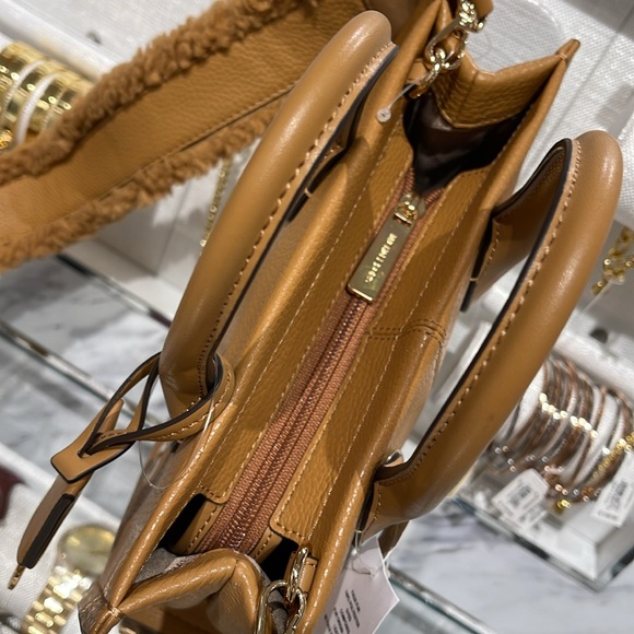 Michael Kors Mirella Small Pebbled Leather Shopper Top Zip Crossbody XBody Bag - Picture 4 of 16